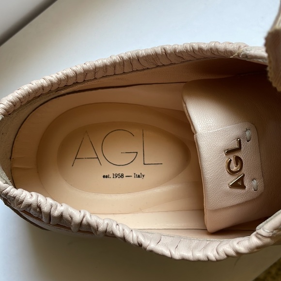 NIB AGL made in Italy Penny gorgeous pink soft leather sneakers - Picture 2 of 7